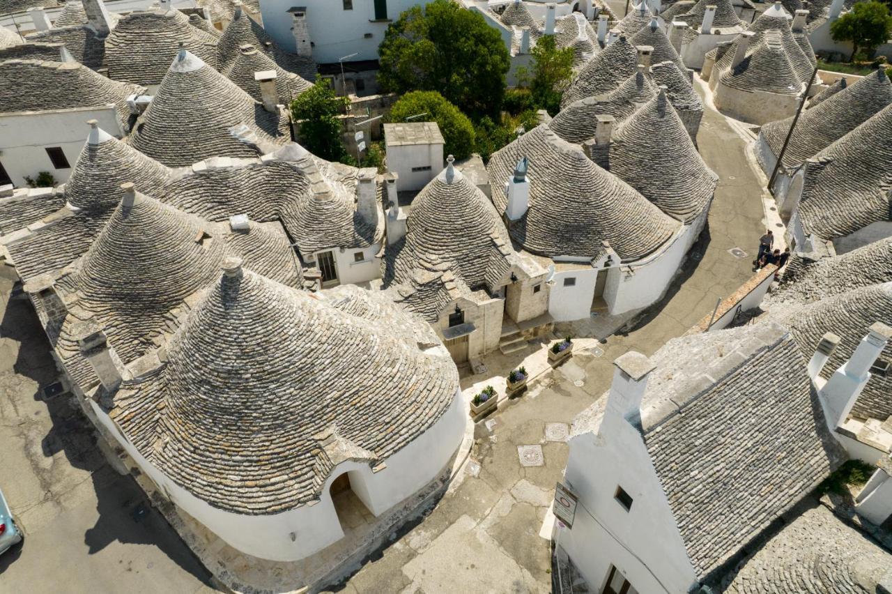 Trulli Holiday Albergo Diffuso Alberobello Luaran gambar