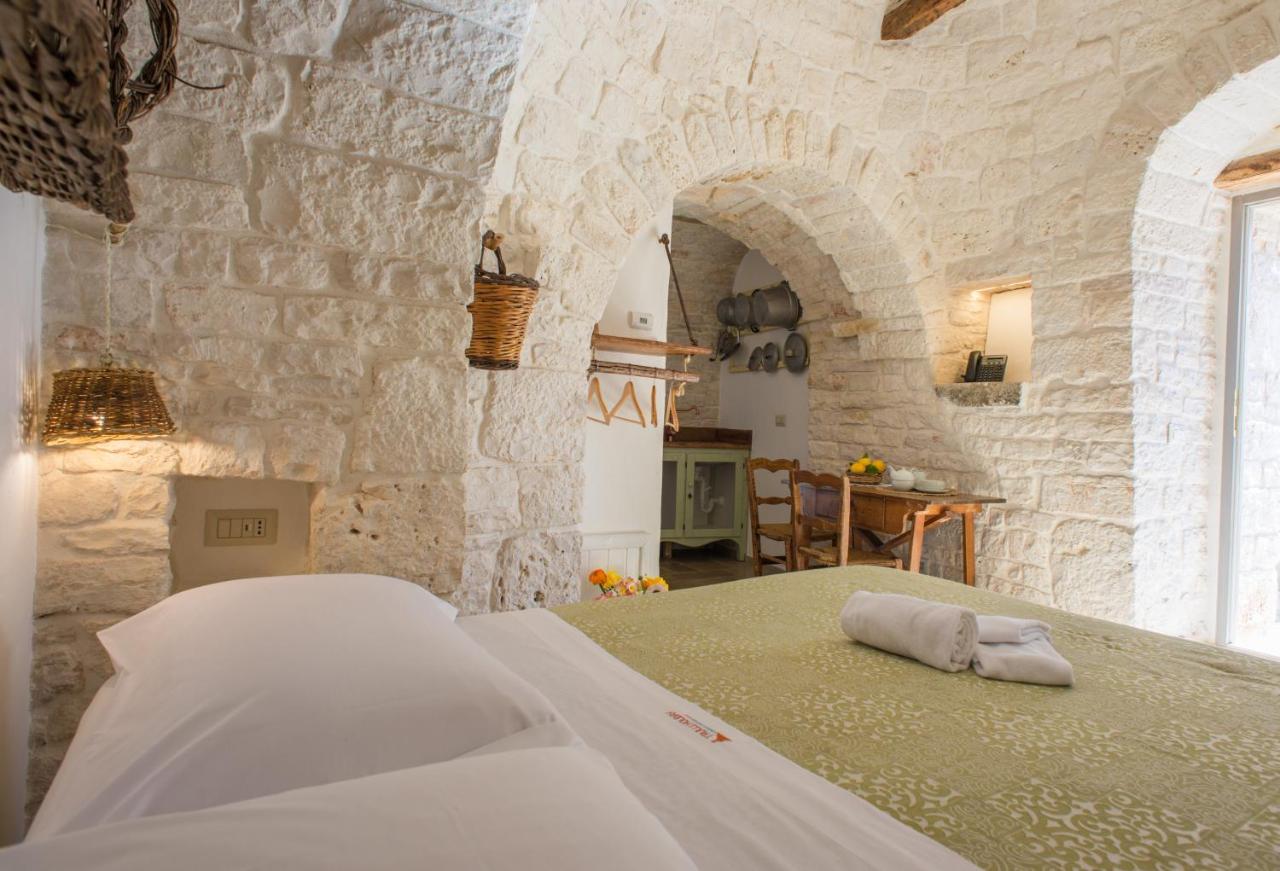 Trulli Holiday Albergo Diffuso Alberobello Luaran gambar